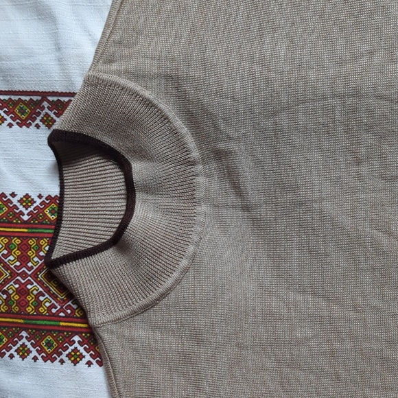 Beige Tahari ASL Short Sleeve Mock Turtleneck - Picture 3 of 7